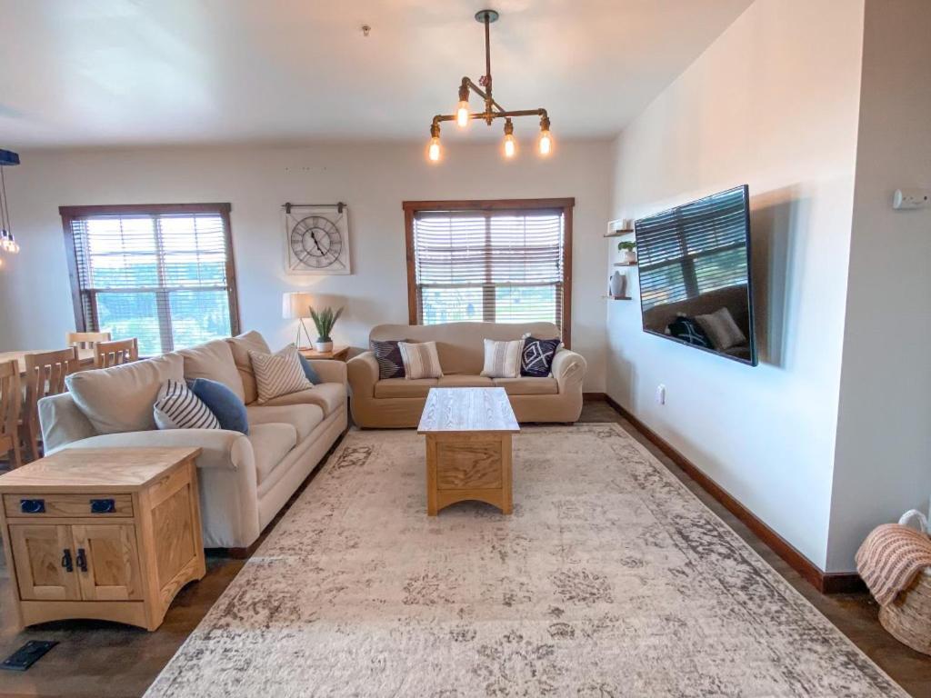 Remodeled Ski In-Out - 305 Soaring Eagle - Luxury! Dunmore 외부 사진