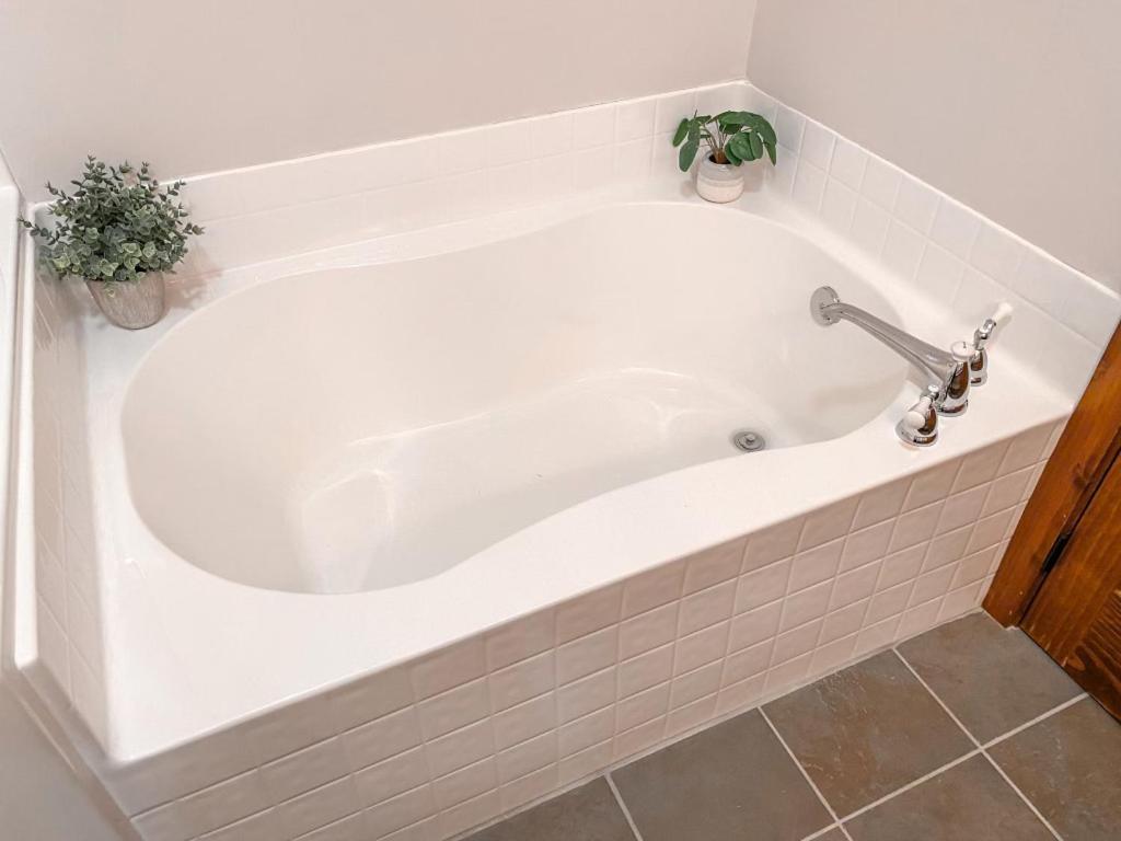 Remodeled Ski In-Out - 305 Soaring Eagle - Luxury! Dunmore 외부 사진