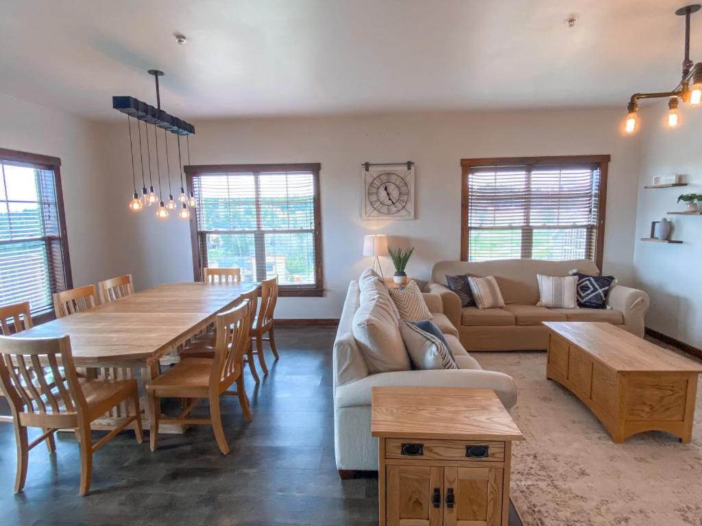 Remodeled Ski In-Out - 305 Soaring Eagle - Luxury! Dunmore 외부 사진